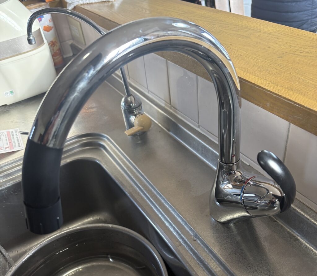 矢板市S様邸 台所の水栓交換工事